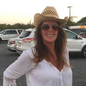 Meet your Posher, Anne